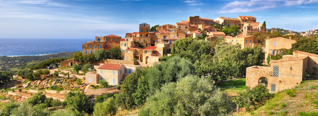Corse - premiers résultats de la saison touristique 2025